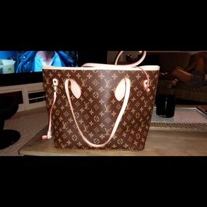 Louis Vuitton purse